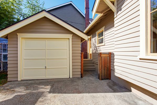 Cost of Garage Siding Replacement in Warwick